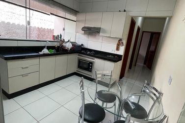 Casa &agrave; venda - 70m&sup2; - Jardim das Na&ccedil;&otilde;es