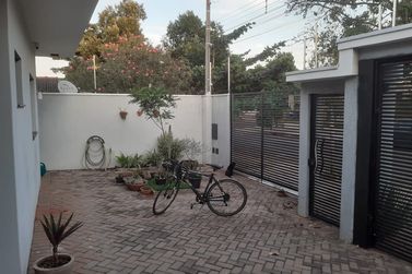 Casa &agrave; venda - 120m&sup2; - jardim Novo Horizonte