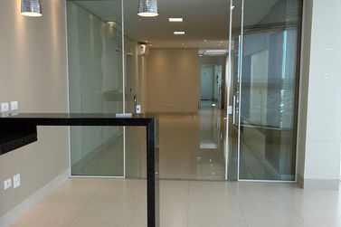 Apartamento &agrave; venda - 164m&sup2; - Centro