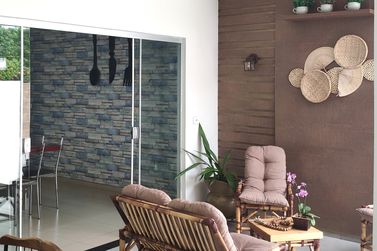 Casa &agrave; venda - 220m&sup2; - Pr&oacute;x Restaurante Dallmann