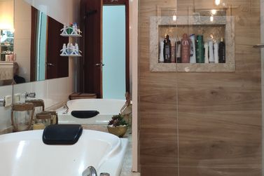 Casa &agrave; venda - 220m&sup2; - Pr&oacute;x Restaurante Dallmann