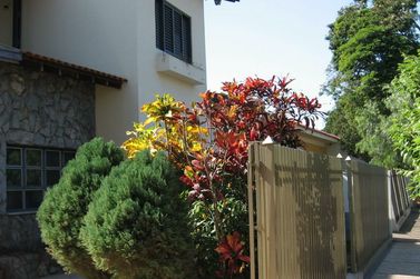 Sobrado &agrave; venda - 286m&sup2; - Sumar&eacute; 