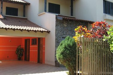 Sobrado &agrave; venda - 286m&sup2; - Sumar&eacute; 