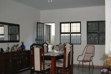 Sobrado &agrave; venda - 286m&sup2; - Sumar&eacute; 