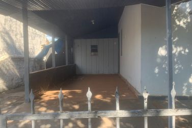 Casa &agrave; venda - 101m&sup2; - Prox Santa Casa