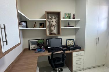 Apartamento &agrave; venda - 98m&sup2; - Edificio Meridian