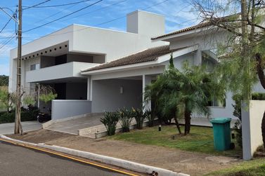 Casa &agrave; venda - 260m&sup2; - Green Park 