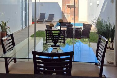 Casa &agrave; venda - 134m&sup2; - Condom&iacute;nio ARAUC&Aacute;RIA 