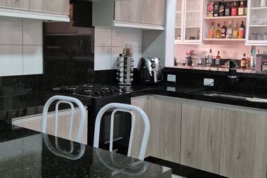 Casa &agrave; venda - 150m&sup2; - Centro