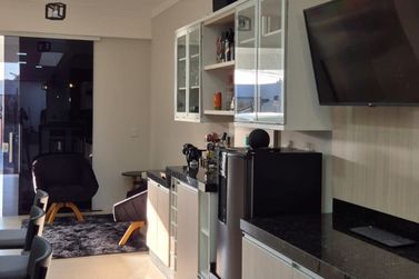 Casa &agrave; venda - 150m&sup2; - Centro