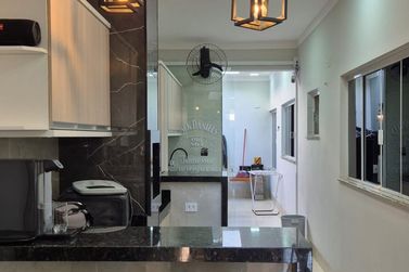 Casa &agrave; venda - 150m&sup2; - Centro