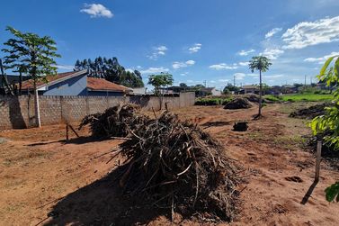 Terreno &agrave; venda - 389m&sup2; - Jardim Ver&ocirc;nica, Distrito de Sumar&eacute; 
