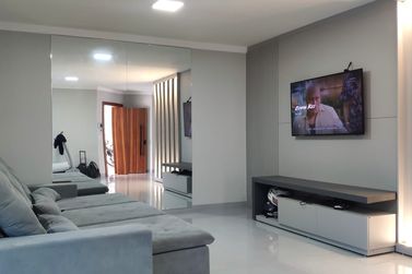 Casa &agrave; venda - 230m&sup2; - Pr&oacute;ximo ao Mufatto