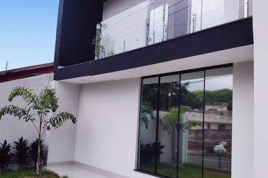 Casa &agrave; venda - 230m&sup2; - Pr&oacute;ximo ao Mufatto