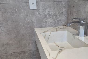 Casa &agrave; venda - 300m&sup2; - JD Ouro Branco 