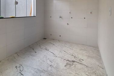 Casa &agrave; venda - 300m&sup2; - JD Ouro Branco 