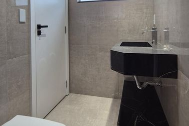 Casa &agrave; venda - 300m&sup2; - JD Ouro Branco 