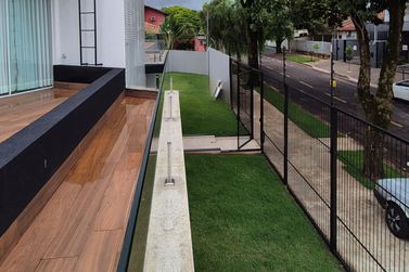 Casa &agrave; venda - 300m&sup2; - JD Ouro Branco 