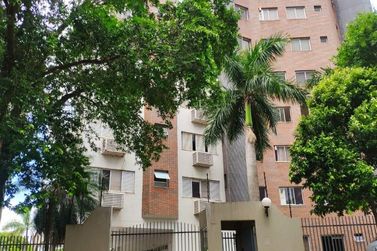 Apartamento &agrave; venda - 200m&sup2; - Centro