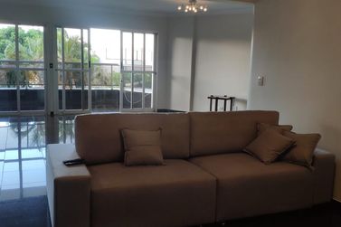Apartamento &agrave; venda - 220m&sup2; - Centro