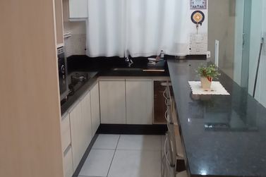 Casa &agrave; venda - 72m&sup2; - Jardim Oasis