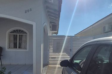 Casa &agrave; venda - 210m&sup2; - Jardim Ouro Branco 