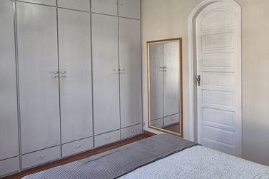Casa &agrave; venda - 210m&sup2; - Jardim Ouro Branco 