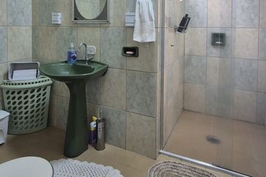 Casa &agrave; venda - 210m&sup2; - Jardim Ouro Branco 