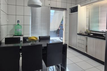Casa &agrave; venda - 210m&sup2; - Jardim Ouro Branco 
