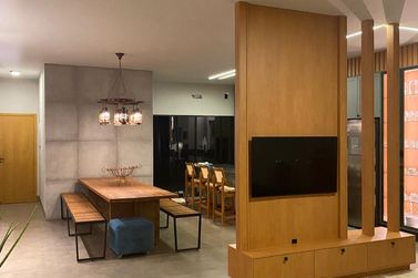 Ch&aacute;cara &agrave; venda - 210m&sup2; - &Aacute;guas de Santa Clara 