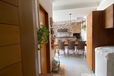 Casa &agrave; venda - 180m&sup2; - Jardim Central