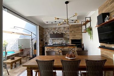 Casa &agrave; venda - 180m&sup2; - Jardim Central