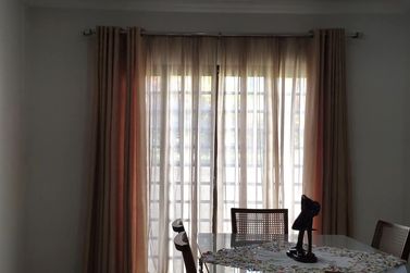 Casa &agrave; venda - 215m&sup2; - Centro