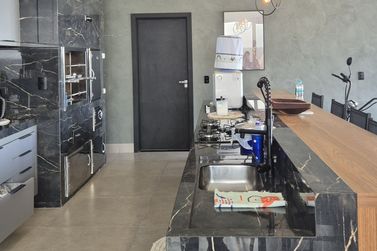 Casa &agrave; venda - 350m&sup2; - Porto rico 