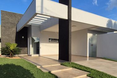 Casa &agrave; venda - 134m&sup2; - Condo