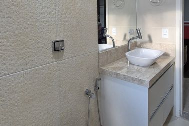 Casa &agrave; venda - 134m&sup2; - Condo