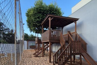 Casa &agrave; venda - 134m&sup2; - Condo