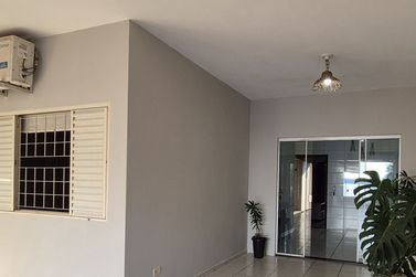 Casa &agrave; venda - 182m&sup2; - JD SANTOS DUMONT 