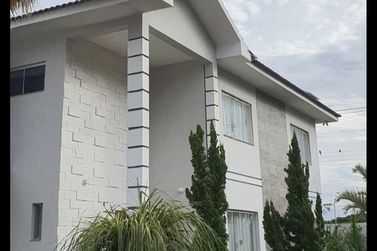 Casa &agrave; venda - 1350m&sup2; - Nova Londrina 