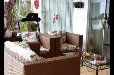 Casa &agrave; venda - 1350m&sup2; - Nova Londrina 