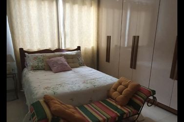 Casa &agrave; venda - 1350m&sup2; - Nova Londrina 