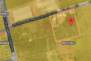 Terreno &agrave; venda - 4500m&sup2; - Centro 