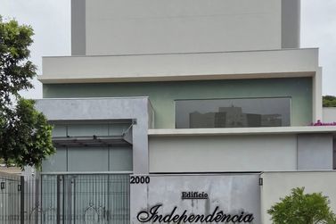 Apartamento &agrave; venda - 120m&sup2; - Centro
