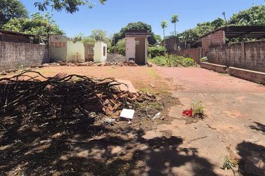 Terreno &agrave; venda - 480m&sup2; - Jd ipe