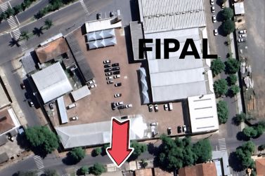 Sal&atilde;o Comercial &agrave; venda - 400m&sup2; - Centro