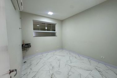 Sala Comercial para alugar - 12m&sup2; - Centro