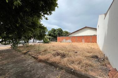 Terreno &agrave; venda - 232m&sup2; - Jardim Maring&aacute;