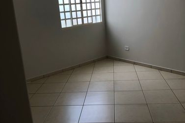 Apartamento para alugar - 85m&sup2; - Centro