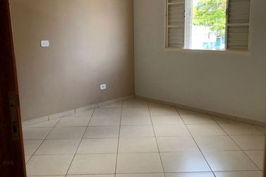 Apartamento para alugar - 85m&sup2; - Centro
