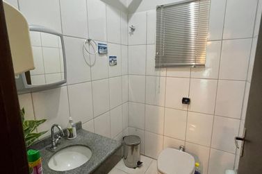 Sala Comercial para alugar - 130m&sup2; - Centro